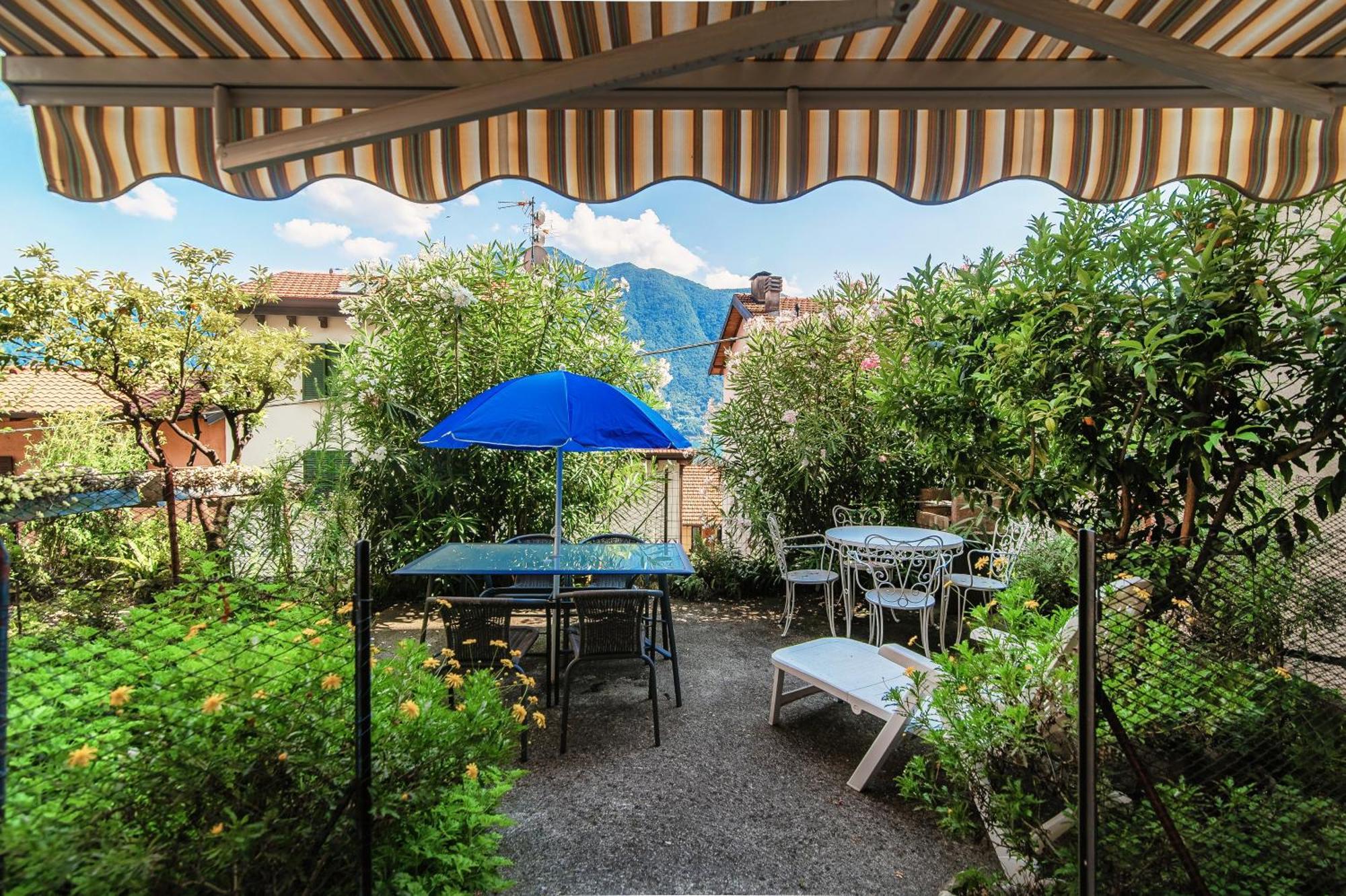 Delizioso Bilocale Vista Lago Colonno Exterior photo